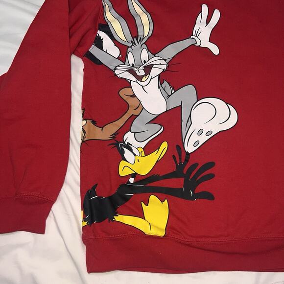 Looney Tunes Sweatshirt Youth Size XL 15-17 Red Wrap Around Graphic Pullover - Picture 12 of 14